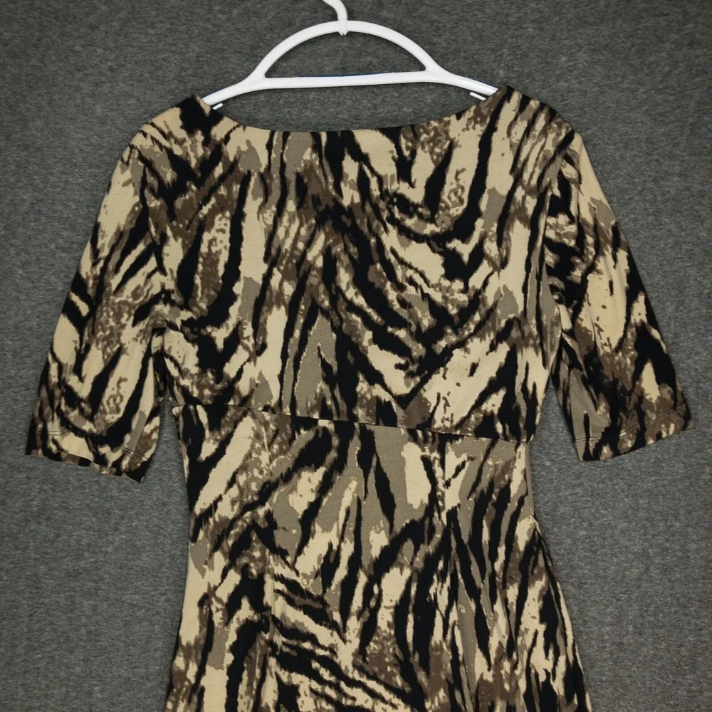 Dressbarn Tiger Print Faux Wrap Dress Women's 10 Half Sleeve Knee Length Rouched